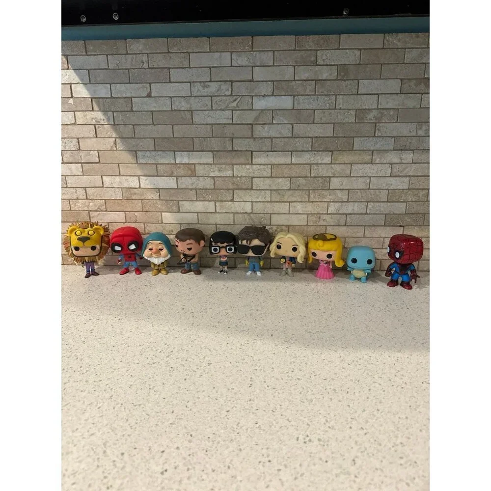 Funko bundle includes‎ 10 funkos
